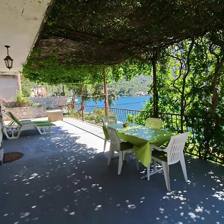 Holiday Frane - Two Bedroom Holiday With Terrace And Sea View Appartement *